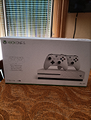 Xbox One S più 2 controller