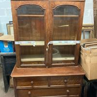 Mobile Credenza con alzata vetrina