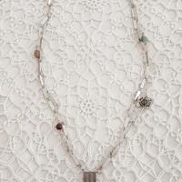 Collana etnica donna Parfois in acciaio anticato.