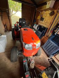 Kubota B1220