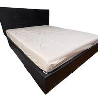 Letto matrimoniale nero