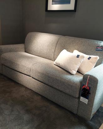Divano letto a 3 posti e poltrona letto