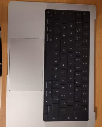 Macbook pro M1 2021-- LEGGERE ATTENTAMENTE 