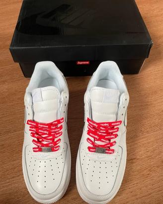 Sneakers basse SupremexNike Air Force 1 bianche/37