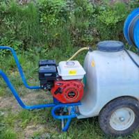 Motopompa per irrigazione semovente con ruote