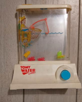 Gioco Tomy Water Games acquatico con pescatore