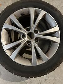 Cerchi e gomme 205 55 R16 Giulietta