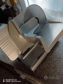 Affettatrice CAD Carmen 19 