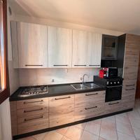 Cucina e tavolo
