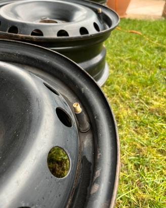 Cerchi in ferro grande punto