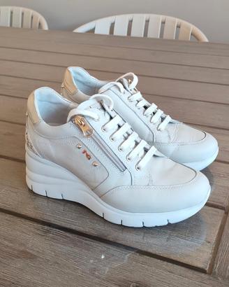 Sneakers donna Nero Giardini n36
