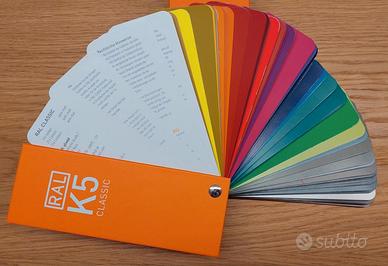 Mazzetta colori RAL K5 Classic 216 colori