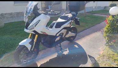 HONDA X-ADV 750