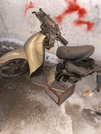Aprilia scarabeo 50