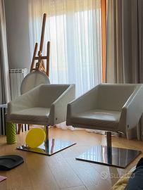 Poltrone in pelle bianco