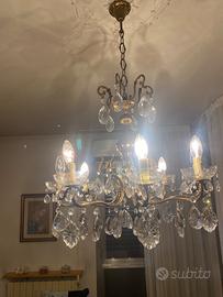 Lampadario anni 70 in metallo e vetro a goccia