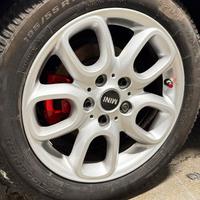 cerchi in lega da 16 con gomme invernali per mini 