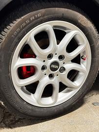cerchi in lega da 16 con gomme invernali per mini 