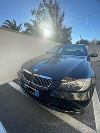 BMW 320d Serie 3 berlina black