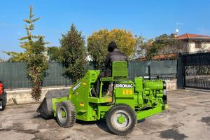 P98 Mini pala 25 q.li snodata