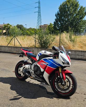  HONDA CBR 1000 RR CON EXTRA