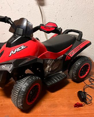 Quad giocattolo rosso/nero