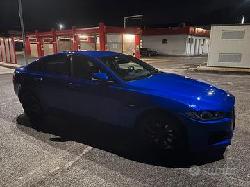 Jaguar XE 240 cv