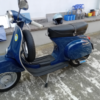 Vespa 50 restaurata 1976