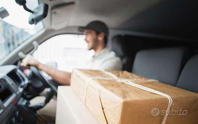 Ragazzo per consegne di cose o persone