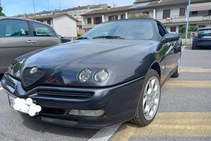 Alfa Romeo Spider V6