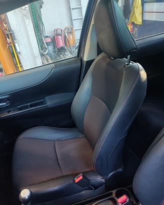 Sedile anteriore dx TOYOTA YARIS del 2012