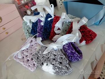 set sacchettini portaconfetti in ciniglia