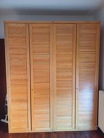Armadio in legno