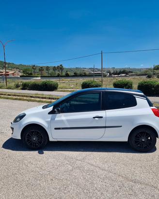 renault clio 3 initial Paris  edition 1.5 diesel  