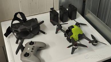 DJI FPV Combo + Fly More Kit (3 Batterie) 