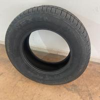 Pneumatico NEXEN tire 235 65 R16