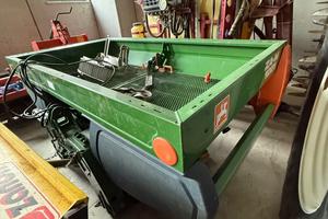 Spandiconcime Amazone ZA-M 1001