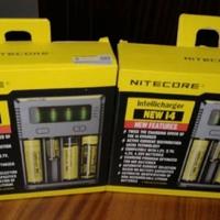 2 x caricabatterie nitecore new i4 per 18650