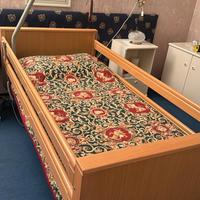 letto motorizzato con sponde x anziani 