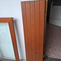 Serramenti in legno con doppio vetro e ante