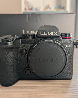 Panasonic Lumix S5 + scheda 64 GB San Disk
