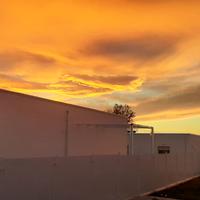 Villa singola garage laterale e giardini privati