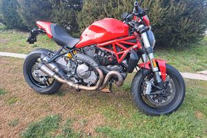 Ducati Monster 821