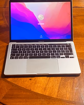 Apple MacBook Pro 13" 2020 M1, 8 Gb, 256 Gb SSD