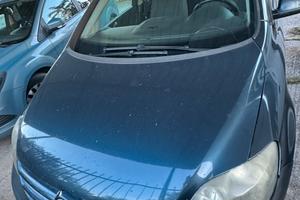 auto volkswagen golf 5 plus 2006