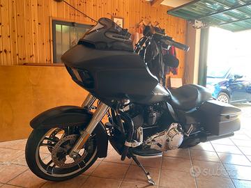 Harley Davidson road glide