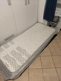 Materasso singolo con le stelline 