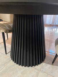 Tavolo rotondo piede centrale