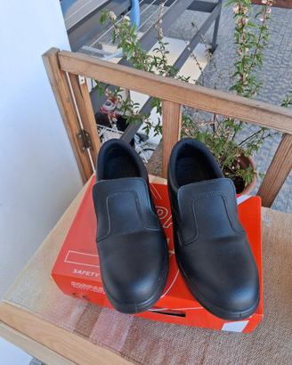 scarpa antifortunistica