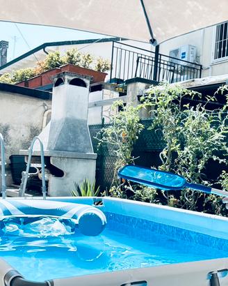 Piscina quasi nuova